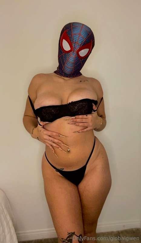 Spider-Gwenn: Across the Naughty-verse 🤭
