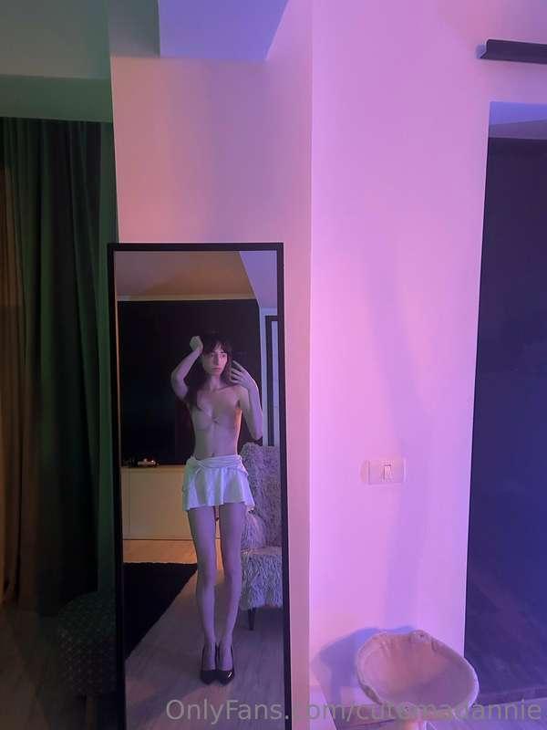 Would slap my ass or hug me? 🤫