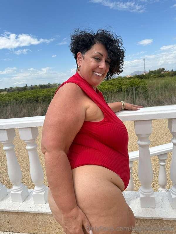 I'm begging for your hard cock 💦❤️