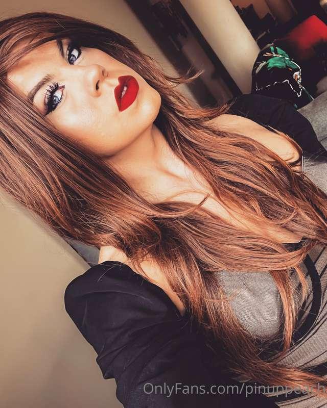 Is it the eyes you fall into, or the thought of my lips you ..