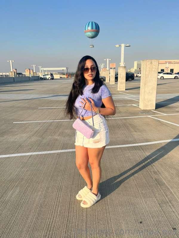 What you see on IG vs. What you see in our DMs😏