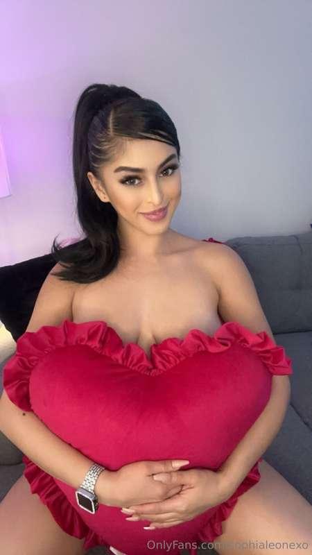 Why don’t you be my guest?❤️