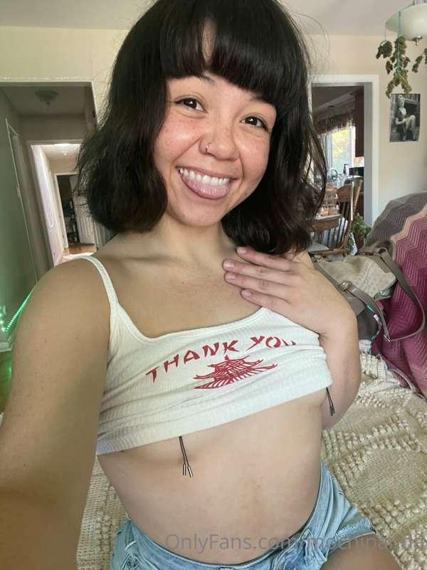 What do we think of the new nipple ties? 🍒😘