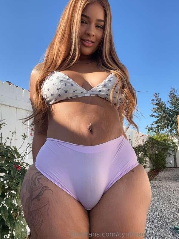 Im online daddy message me 🤤😘