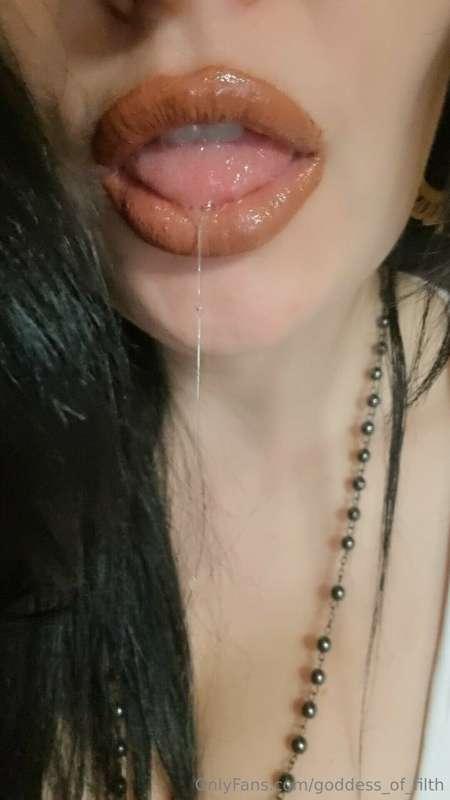 Mmmhm we  both just came. Now you need to clean up