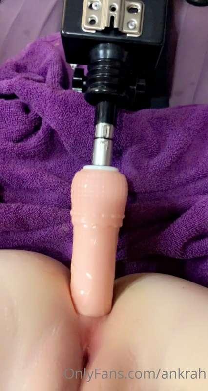 Yes. That IS a FUCKING MACHINE In my ass!  A lovely guy gift..