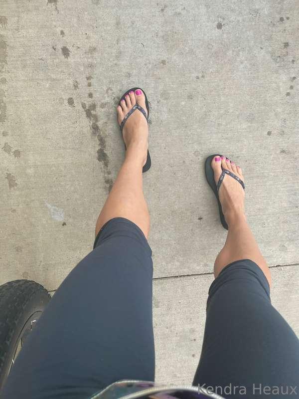 Hanging around today would you nibble on these toes