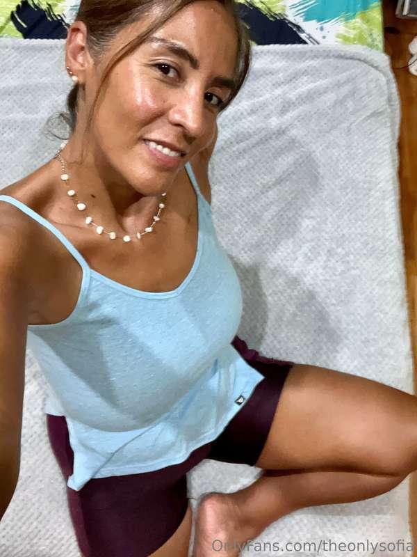 Do you want to see how I stretch ?