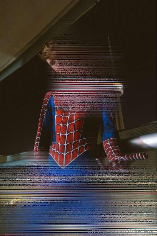 oh no!! spiderman has a boner 😉🍆