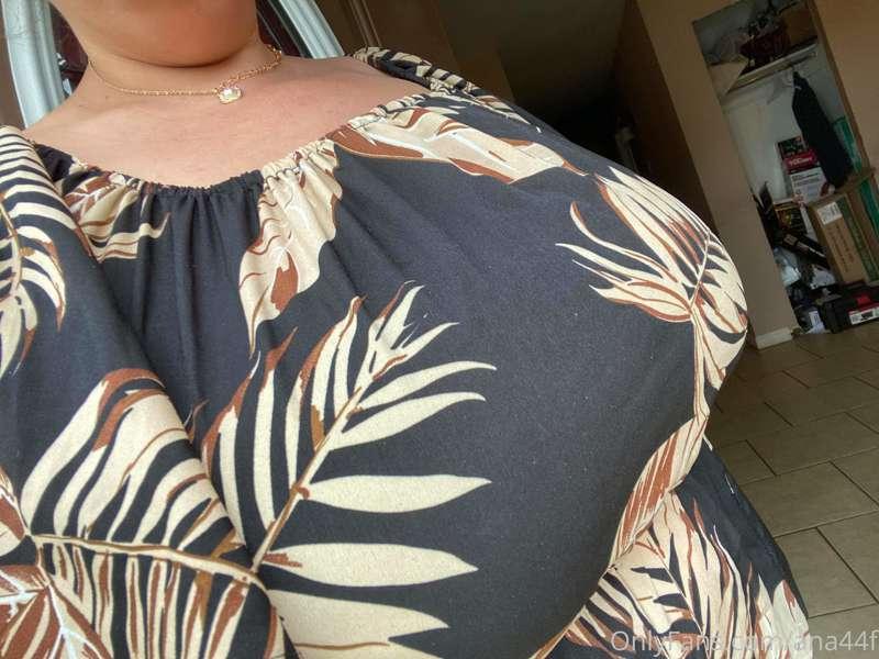 my dress before I pulled.my tittys out, check your dm😘