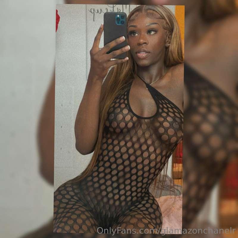 glamazonchanelr image #3