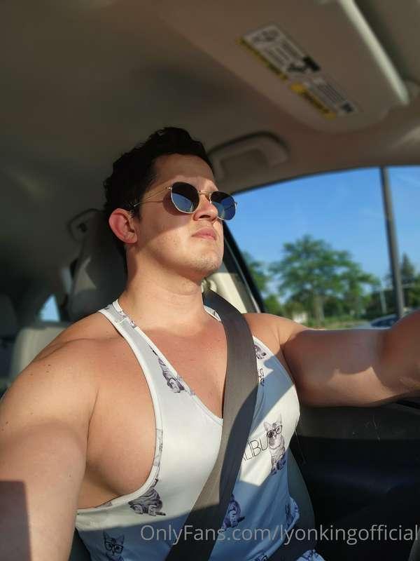 Who wanna ride me?.... I mean ride with me 😏