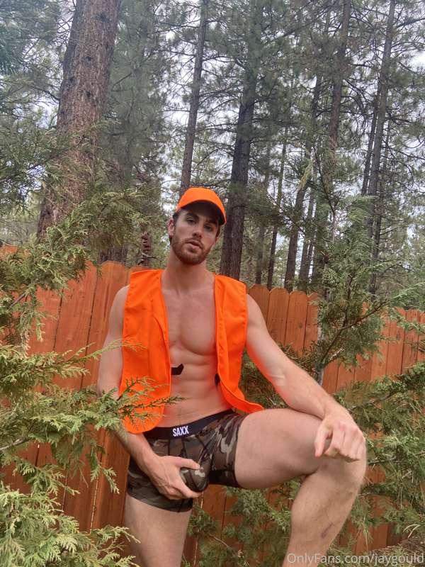 you gonna help me with all this wood? 🪵