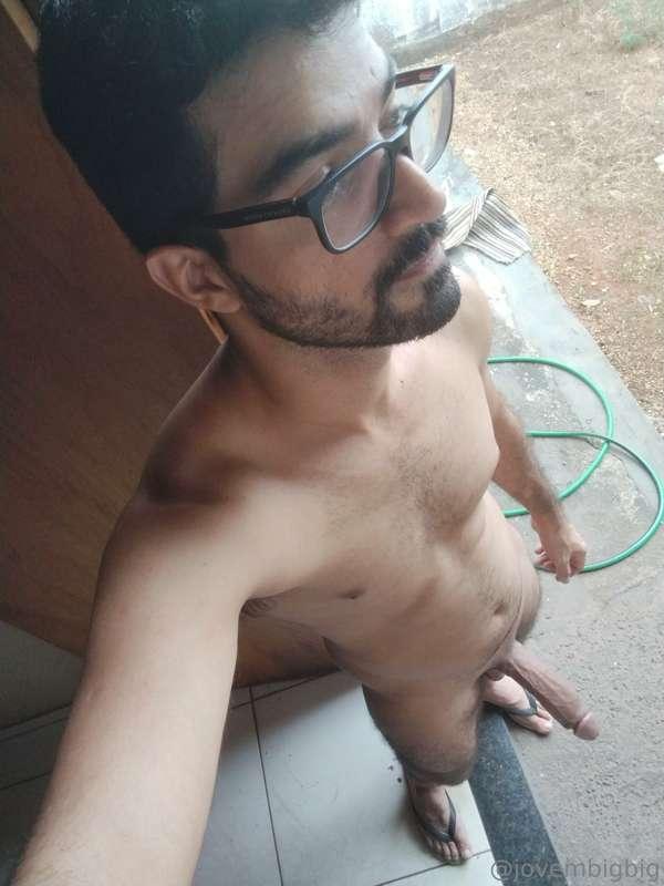 I'm here at home waiting for a delivery to arrive, I can't g..