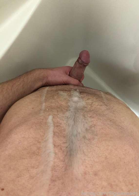 Body fit, loads thick #cum #cumfetish #hyperspermia #hugeload #shower