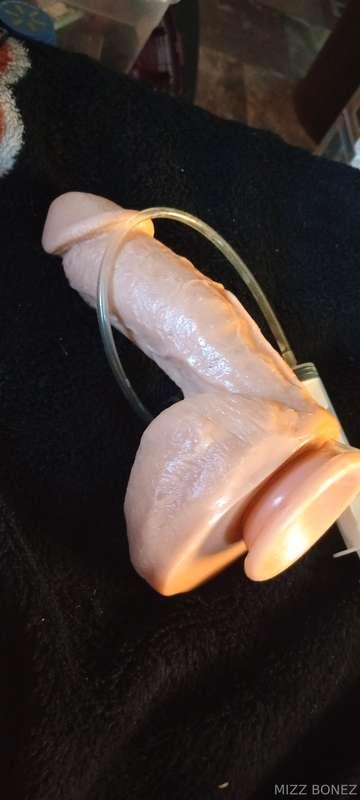Stills of me SLOWLY taking my cumming dildo, which has a HUG..
