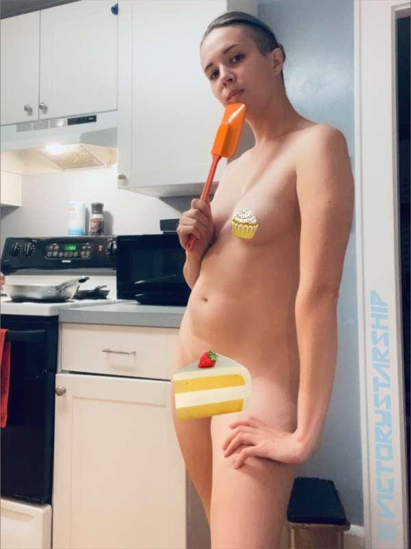 The food's in the oven... now, what should we do while we wa..