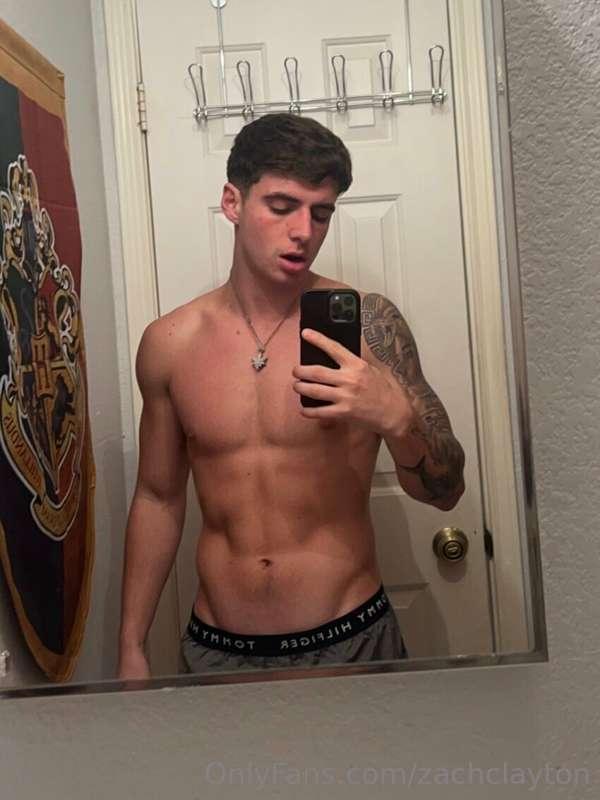 zachclayton image #0