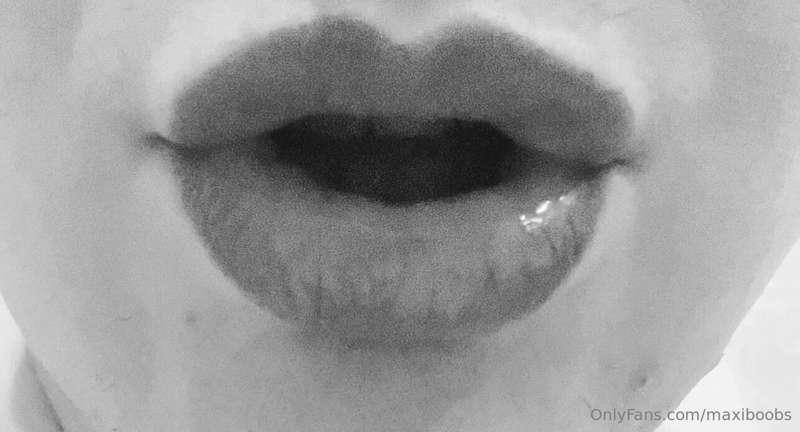 Fuck me in the mouth.. 🔥