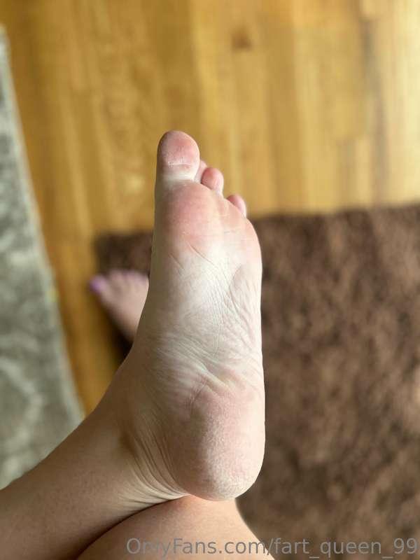 fart_queen_99 image #2
