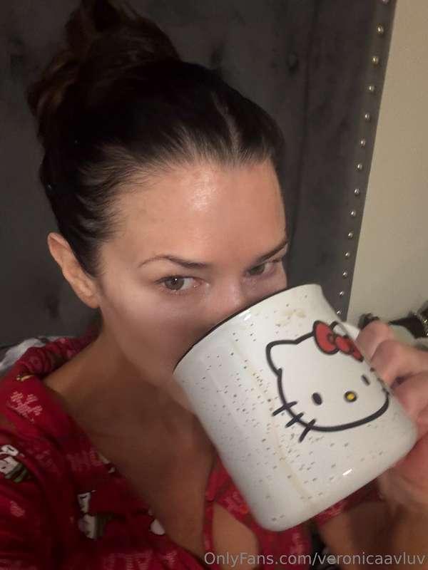 Just made my coffee… now I need something to cream it ☕️💦