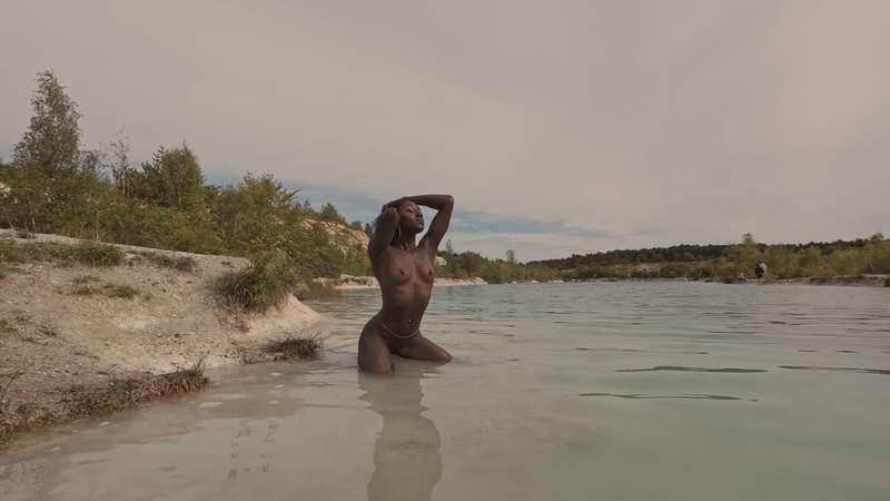 Anneli - Lake :BTS