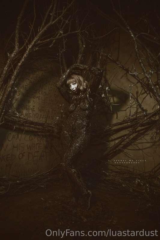 Carcosa by Jisobeldelisle. It's always an honor to be a part..