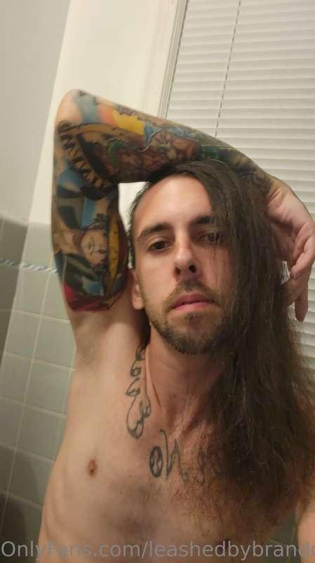 Very rare SFW photo! Have a great Saturday guys and gals