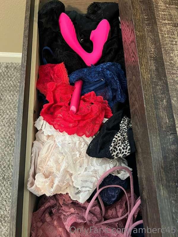 New toys and lacy little secrets just for you😘 Can’t wait to..