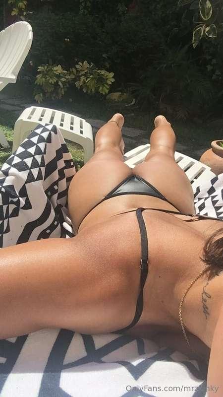 You like the view ? 🥰🌶️