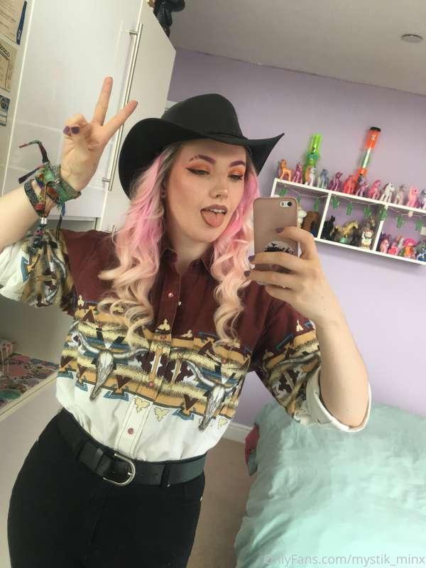ok but how cute is this look tho