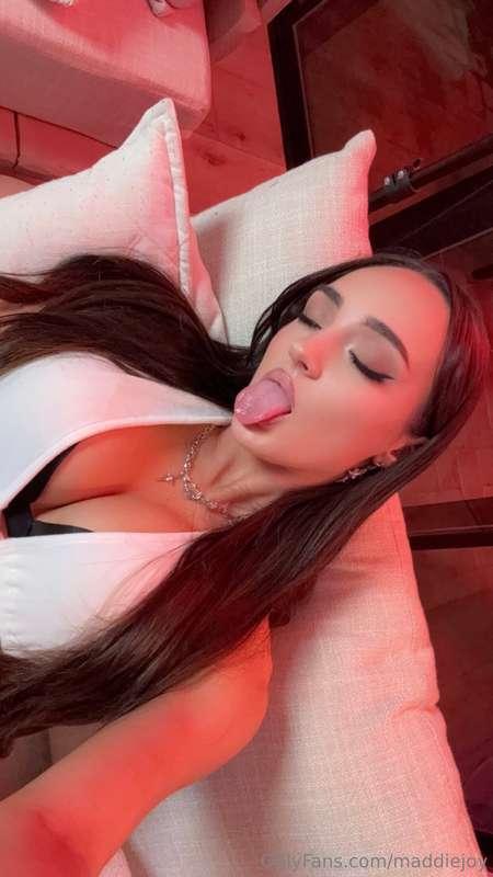 i need your cum 💦