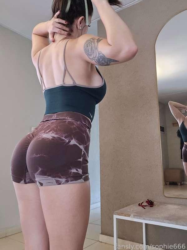 sophie666 image #1