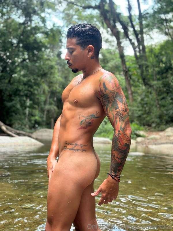 Let's go to the river https://onlyfans.com/josemeireles