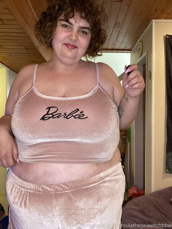 happy saturday 🥵 tip if you wanna see my clothes come off