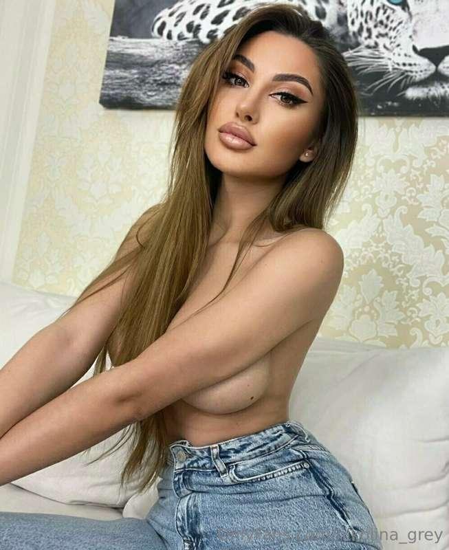 😈@emma_engel 😈𝑺𝑯𝑨𝑳𝑳 𝑾𝑬 𝑷𝑳𝑨𝒀? 🤤
   🫦@emma_engel 
            ..