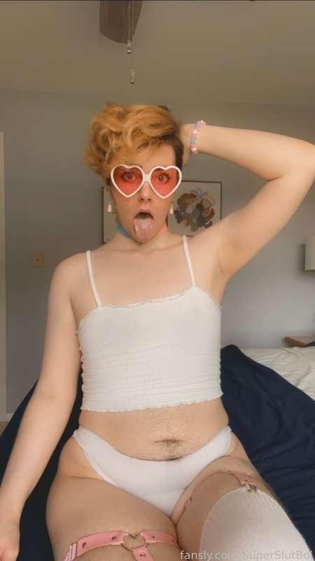 superslutboi image #9