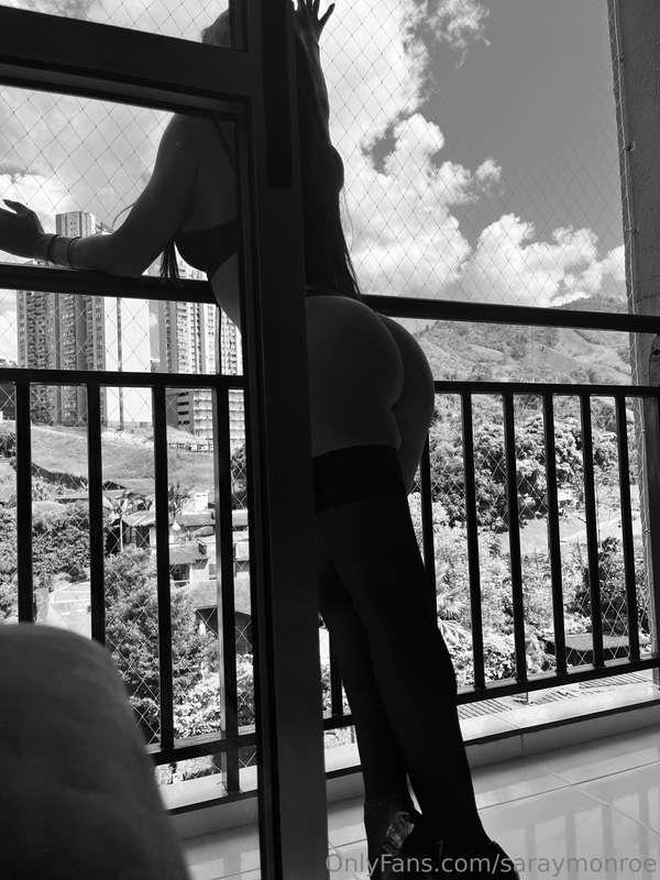 in black and white sensuality is revealed 💋✨
Do you want to ..