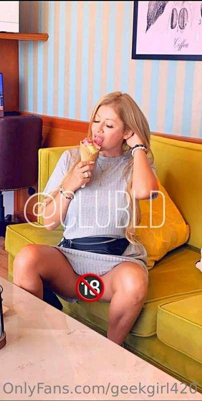 💥𝐅𝐑𝐄𝐄 𝐅𝐑𝐄𝐄 𝐅𝐑𝐄𝐄💥
GO FOLLOW @CLUBLD
Sexy adult Film star 🌟 
𝐏..
