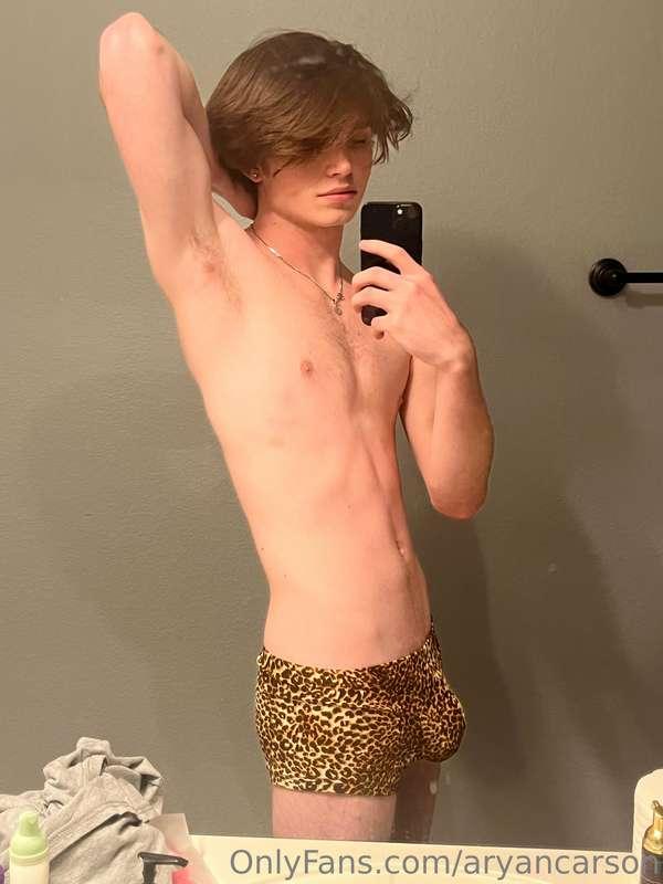 something wild is inside this underwear 👀