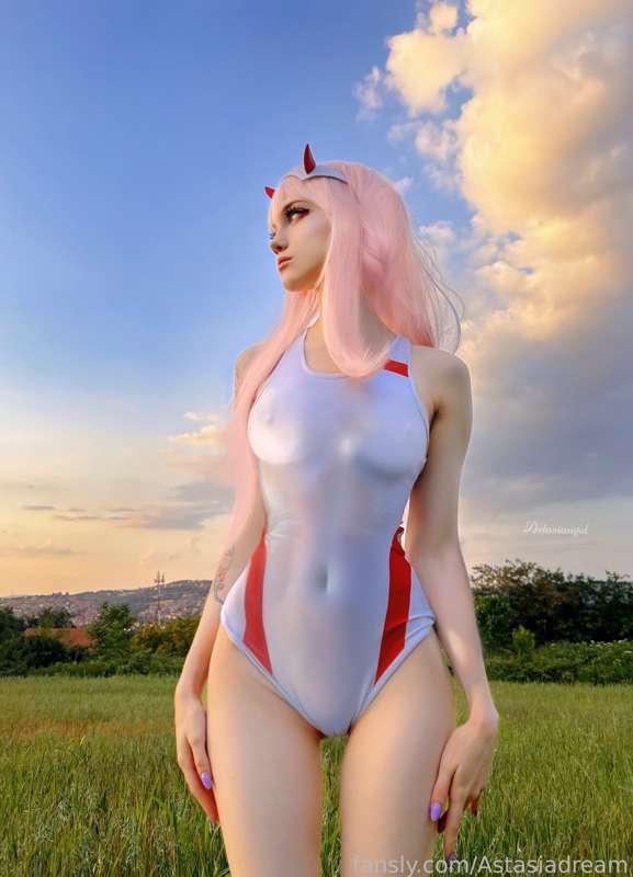 Art cosplay &lt;3

♡ ♡

#fyp #cosplay #zerotwo #butt #ass #hentai  #booty #tummy #mistress #legs #footfetish #cosplayer #breast #cute #tits #sexy  #Christmas  #pussy 