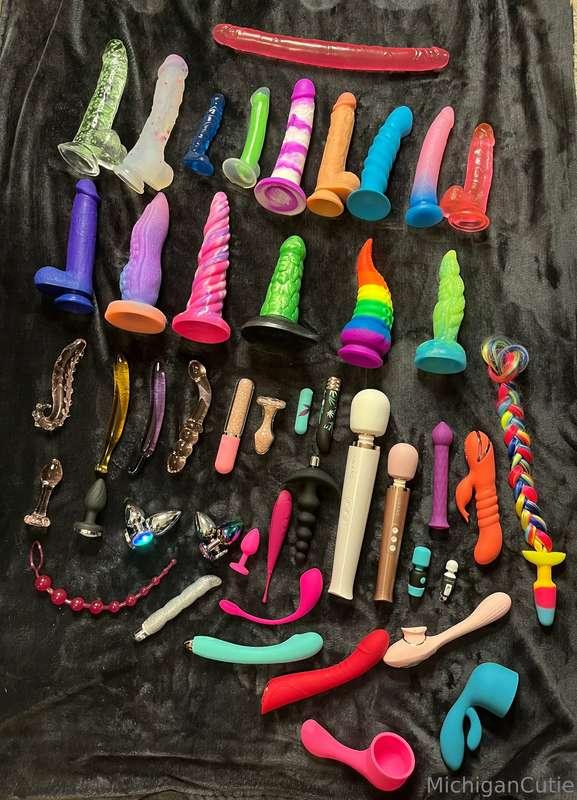 Had a few additions to my toy collection so figured I’d get ..