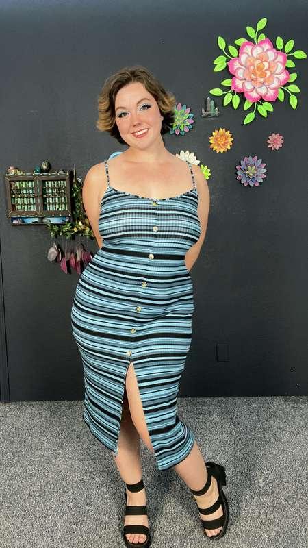 Blue or green? How about both! Features 40 pics and two vids..