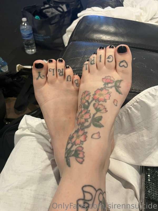 Are you massaging or sucking on them? 😘