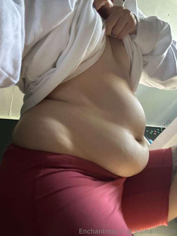 Bulging fat 🖤