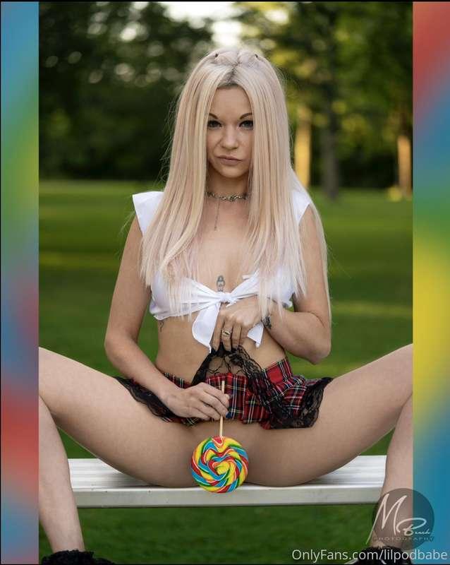 Wana lick my lollipop 😋