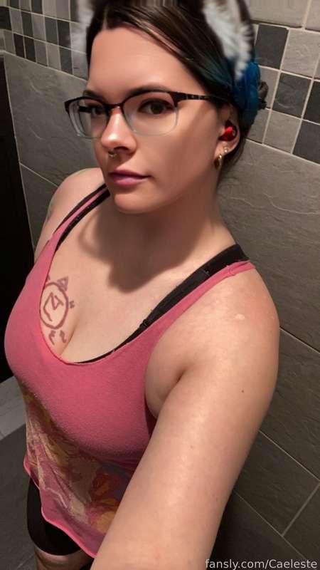 Got some good streams in today before the workout. #inducedlactation #lactation #lactating #milk #hugetits #naturaltits #hucow