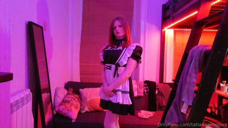 UwU Heya babes, It's maid time xx