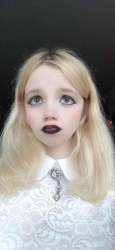 iamyourkittygirl image #3