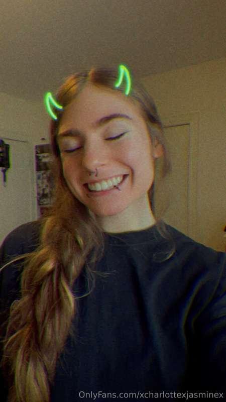 xcharlottexjasminex image #0